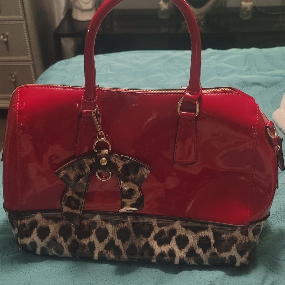 Beautiful Bag, Dark Red, great conditions!